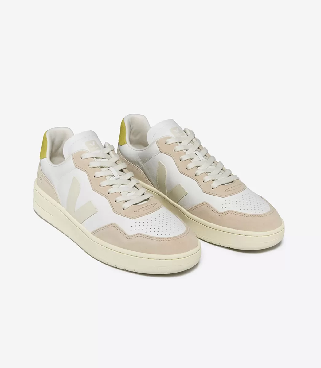 V-90 LEATHER WHITE PIERRE LIQUOR>VEJA Online